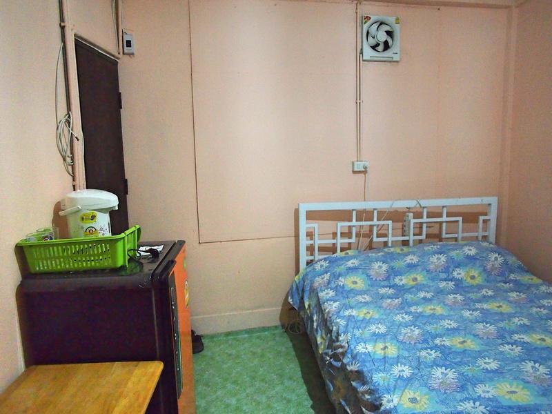 Big Orange Localstay At Siam Bangkok Exterior photo