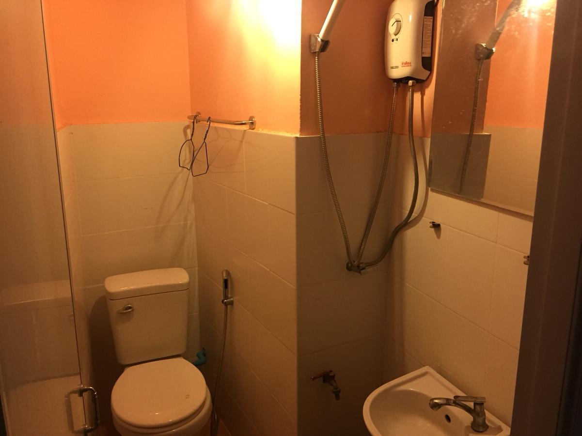 Big Orange Localstay At Siam Bangkok Exterior photo
